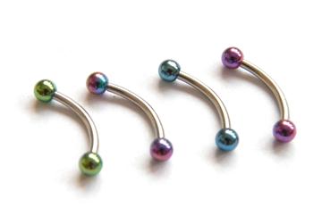 Banánek s eloxovanými kuličkami POB00118