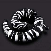 Falešný piercing do ucha PFA00036