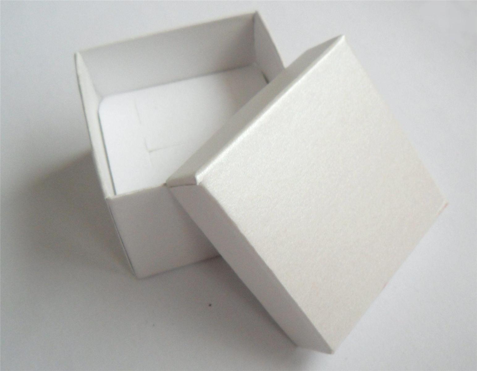 Krabička SPIRIT PEARL - bílá